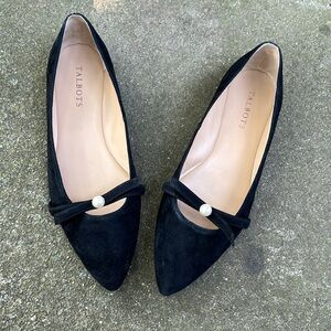 Talbots dressy black Poppy Tie and Pearl.  Suede.